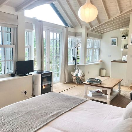 Coastal Chic Waterfront Studio Kinsale Extérieur photo